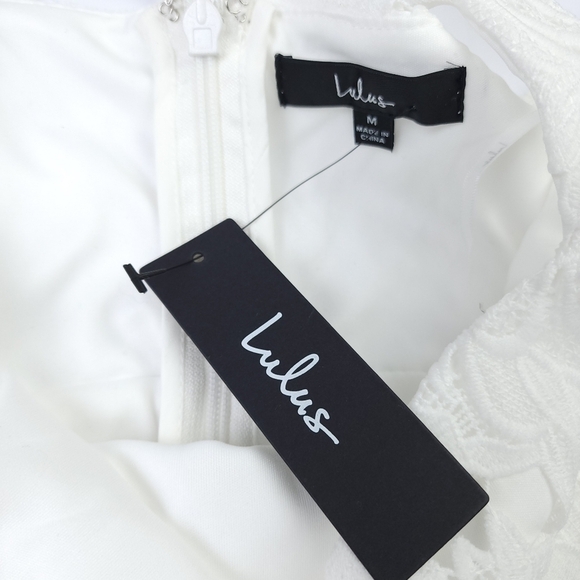 New Lulu's White Lace Lined Dress Sz M - Picture 5 of 11